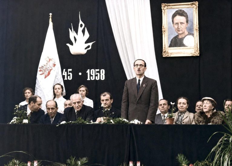 Uroczystość nadania szkole imienia (1958)